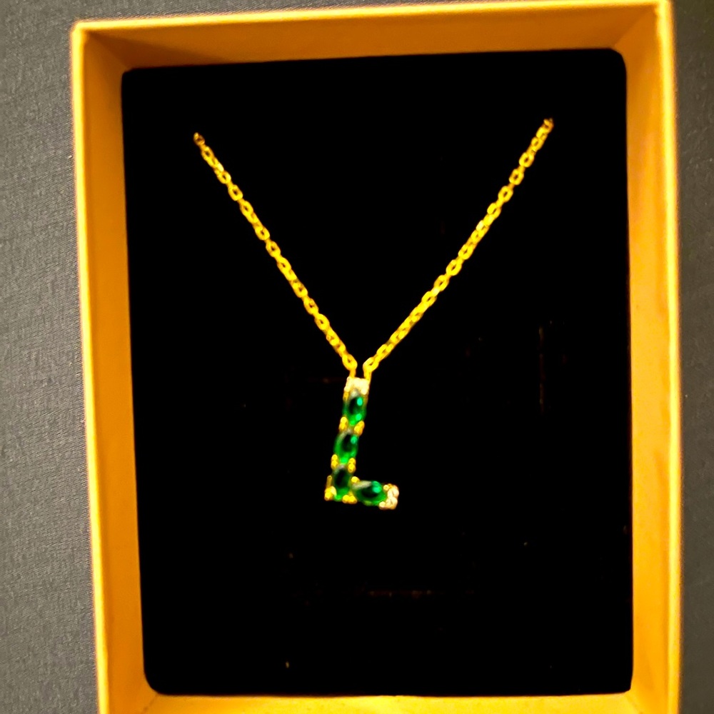 Emerald birthstone lab simulated 14kt gold necklace NWT and FREE angel gift!!